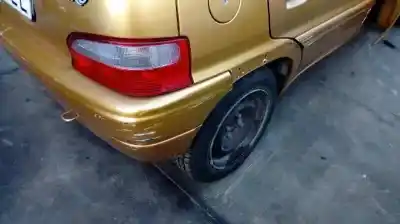 Veículo de Sucata citroen saxo 1.1 sx do ano 2000 alimentado hfx