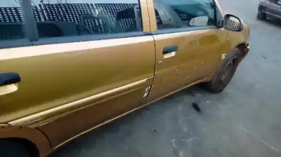 Veículo de Sucata citroen saxo 1.1 sx do ano 2000 alimentado hfx