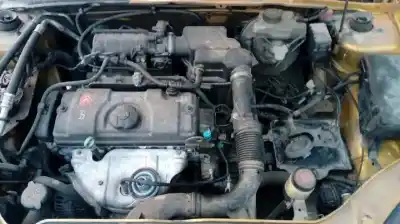 Veículo de Sucata citroen saxo 1.1 sx do ano 2000 alimentado hfx