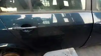 Veículo de Sucata nissan primera berlina (p12) visia do ano 2002 alimentado yd22 |