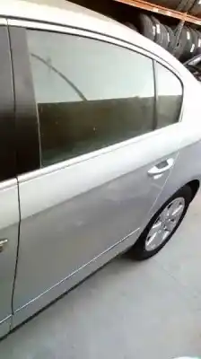 Здавання транспортного засобу volkswagen passat berlina (3c2) highline року 2006 потужний bkp