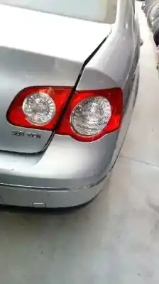 Здавання транспортного засобу volkswagen passat berlina (3c2) highline року 2006 потужний bkp