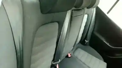 Здавання транспортного засобу volkswagen passat berlina (3c2) highline року 2006 потужний bkp