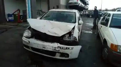 Hurda Aracı volkswagen golf v berlina (1k1) highline yılın 2006 güçlü bxe
