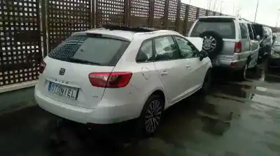 Veicolo di demolizione SEAT IBIZA ST (6P8) * dell'anno 2016 alimentato CUS