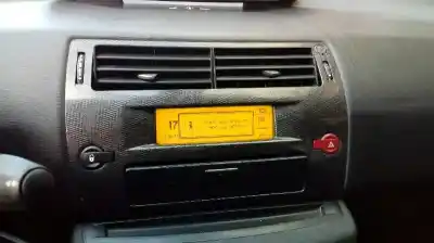 Здавання транспортного засобу citroen c4 berlina collection року 2008 потужний nfu