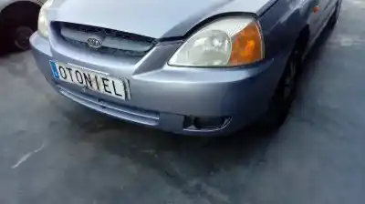 Veículo de Sucata kia rio ls berlina do ano 2003 alimentado a3d