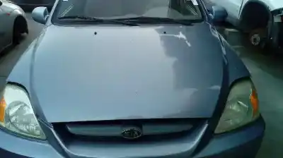 Veículo de Sucata kia rio ls berlina do ano 2003 alimentado a3d