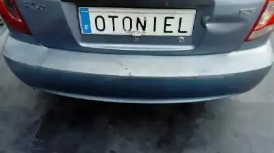 Veículo de Sucata kia rio ls berlina do ano 2003 alimentado a3d