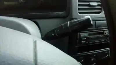 Veículo de Sucata kia rio ls berlina do ano 2003 alimentado a3d