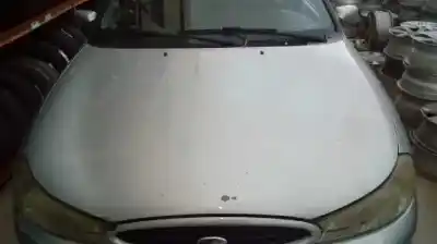 Sloopvoertuig ford mondeo berlina (gd) ambiente van het jaar 2000 aangedreven rfn