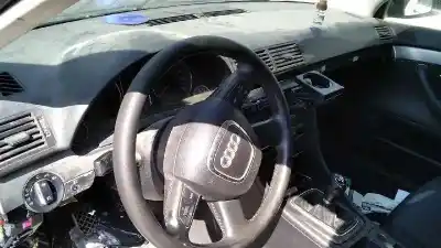 Veicolo di demolizione audi a4 avant (8e) 2.0 tdi dell'anno 2006 alimentato bre