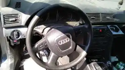 Veicolo di demolizione audi a4 avant (8e) 2.0 tdi dell'anno 2006 alimentato bre