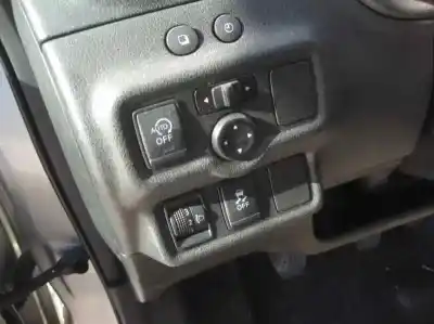 Здавання транспортного засобу nissan note acenta року 2015 потужний k9k