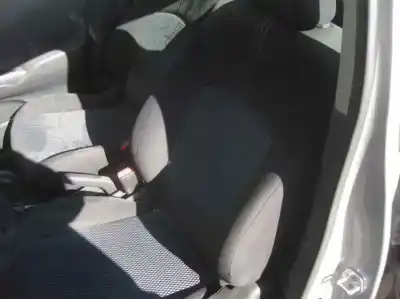 Здавання транспортного засобу nissan note acenta року 2015 потужний k9k