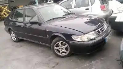 Véhicule à la ferraille SAAB 9-3 BERLINA 2.2 S TID de l'année 2001 alimenté D223L