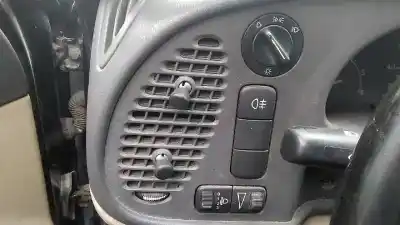 Verschrottungsfahrzeug saab 9-3 berlina 2.2 s tid des jahres 2001 angetrieben d223l