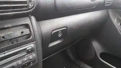 Sloopvoertuig seat toledo (1m2) signo van het jaar 2004 aangedreven asz