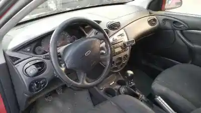 Здавання транспортного засобу ford focus berlina (cak) trend року 2002 потужний f9da