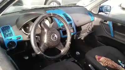 Sloopvoertuig volkswagen polo berlina (6n2) conceptline van het jaar 2001 aangedreven auc