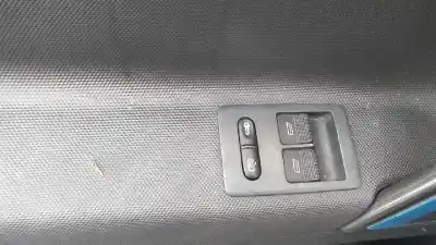 Sloopvoertuig volkswagen polo berlina (6n2) conceptline van het jaar 2001 aangedreven auc