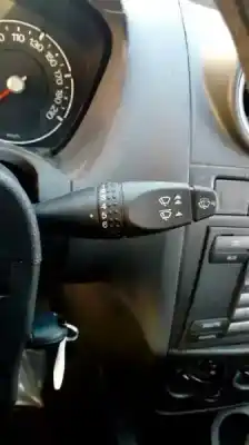 Здавання транспортного засобу ford fiesta (cbk) ambiente року 2007 потужний f6jb