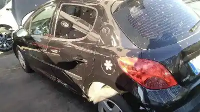 Véhicule à la ferraille peugeot 207 sw confort de l'année 2008 alimenté 8fs