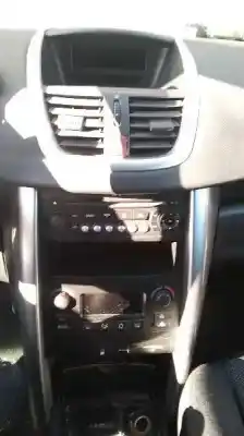 Véhicule à la ferraille peugeot 207 sw confort de l'année 2008 alimenté 8fs