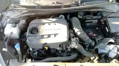 Vehicul casat hyundai i40 comfort al anului 2015 alimentat d4fd