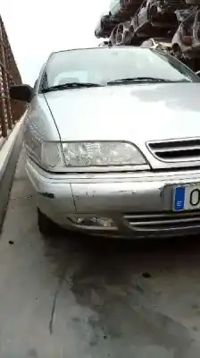 Veicolo di demolizione citroen xantia berlina 1.9 turbodiesel dell'anno 1998 alimentato dhx