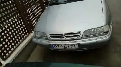 Veicolo di demolizione citroen xantia berlina 1.9 turbodiesel dell'anno 1998 alimentato dhx