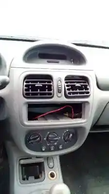 Утилизация автомобиля renault clio ii fase i (b/cbo) 1.2 года 1999 питание d7f d7