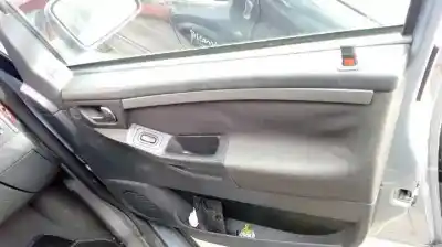 Sloopvoertuig opel meriva cosmo van het jaar 2003 aangedreven z18xe