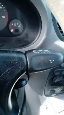 Sloopvoertuig seat alhambra (7v8) gran via van het jaar 1998 aangedreven afn