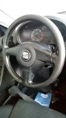 Veículo de Sucata seat leon (1m1) stella do ano 2002 alimentado asv