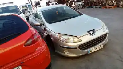 Véhicule à la ferraille peugeot 407 st confort de l'année 2006 alimenté rhr