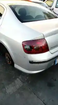 Véhicule à la ferraille peugeot 407 st confort de l'année 2006 alimenté rhr