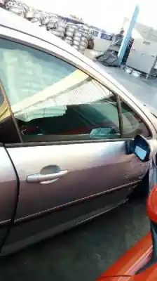 Véhicule à la ferraille peugeot 407 st confort de l'année 2006 alimenté rhr