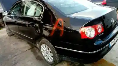 Verschrottungsfahrzeug volkswagen passat berlina (3c2) 2.0 tdi des jahres 2007 angetrieben bkp