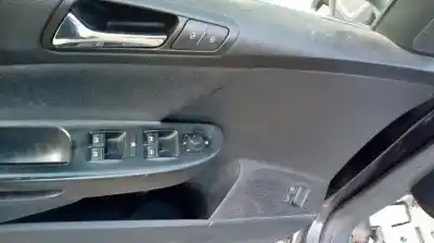 Verschrottungsfahrzeug volkswagen passat berlina (3c2) 2.0 tdi des jahres 2007 angetrieben bkp