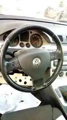 Verschrottungsfahrzeug volkswagen passat berlina (3c2) 2.0 tdi des jahres 2007 angetrieben bkp