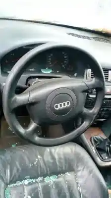 Veicolo di demolizione audi a6 berlina (4b2) 2.5 v6 24v tdi dell'anno 2000 alimentato akn