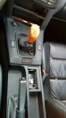 Здавання транспортного засобу bmw serie 3 berlina (e36) 318i року 1997 потужний 18-4 e-2