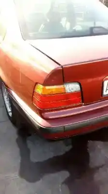 Здавання транспортного засобу bmw serie 3 berlina (e36) 318i року 1997 потужний 18-4 e-2
