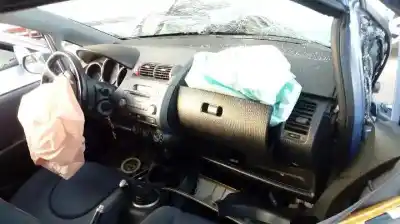 Здавання транспортного засобу honda jazz (gd1/5) 1.2 drive року 2003 потужний l12a1