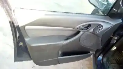 Veicolo di demolizione ford focus berlina (cak) trend dell'anno 2000 alimentato fydb
