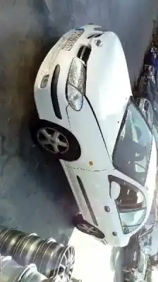 Veículo de Sucata nissan almera (n16/e) 2.2 16v turbodiesel cat do ano 2000 alimentado yd22