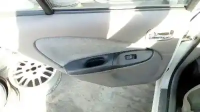 Veículo de Sucata nissan almera (n16/e) 2.2 16v turbodiesel cat do ano 2000 alimentado yd22