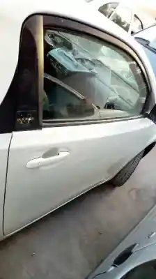 Véhicule à la ferraille toyota iq básico de l'année 2009 alimenté 1kr