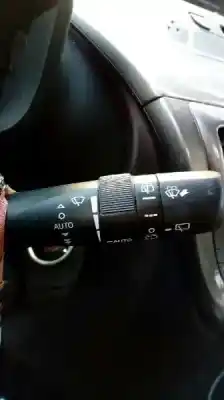 Véhicule à la ferraille toyota iq básico de l'année 2009 alimenté 1kr